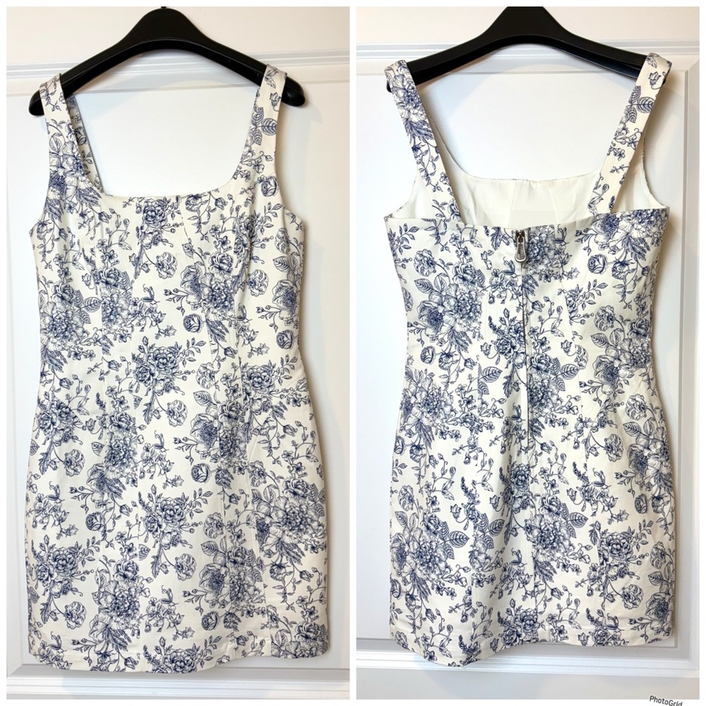 Christian Lacroix Blue Floral Toile Print‎ Square Neck Sleeveless Dress US 6